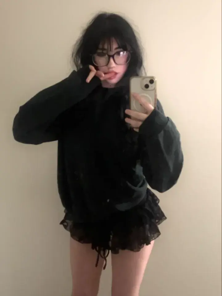 𝔡𝔞𝔦𝔰𝔶 🖤 profile picture