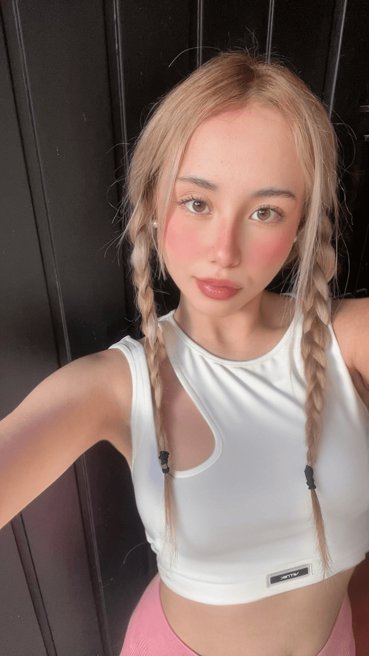 Juli profile picture