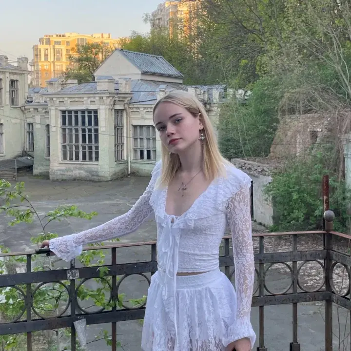 Lily18 profile picture