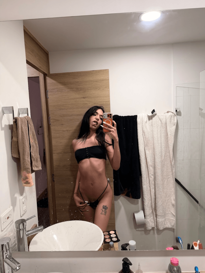 Mia 🏳️‍⚧️ 18yo ˚.🎀༘ profile picture