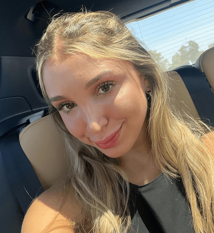 Mika 🤍 profile picture