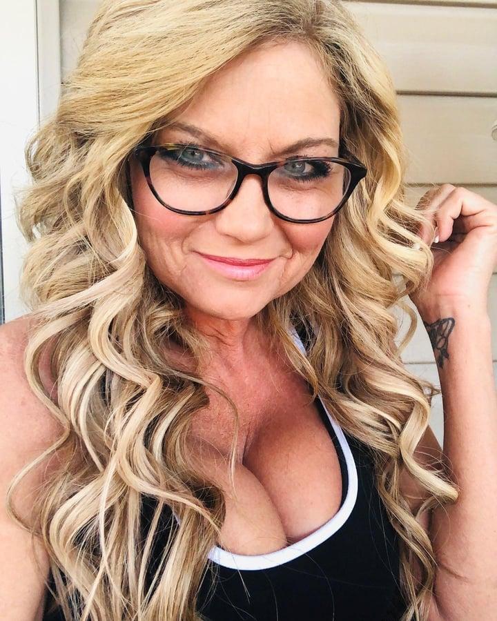 MiMi profile picture