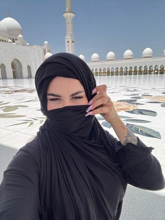Aamina profile picture