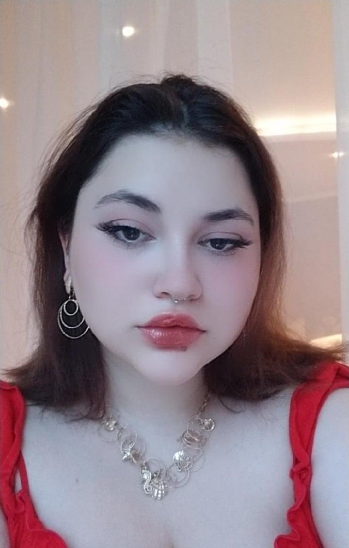 Adeleraexxx profile picture