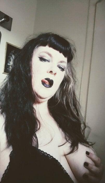 Ambervision69 profile picture