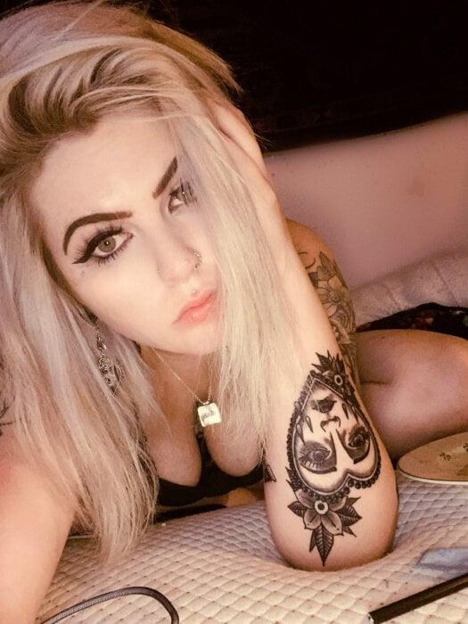 Amybrat profile picture