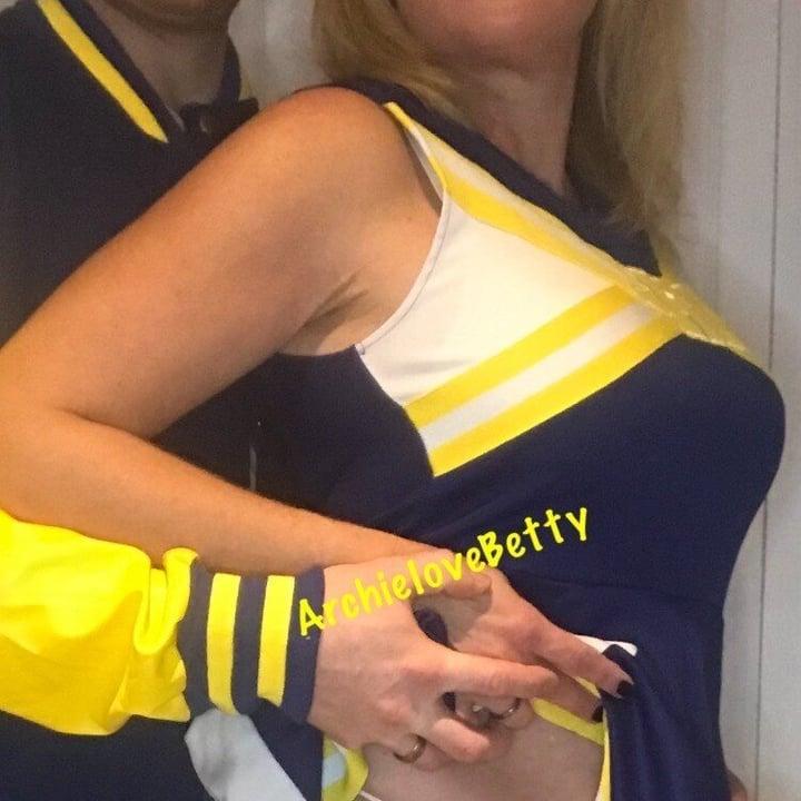 Archielovebetty profile picture