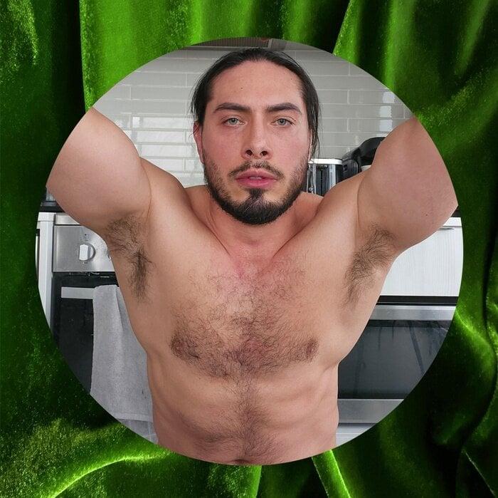 Ashtonlabrucefree profile picture