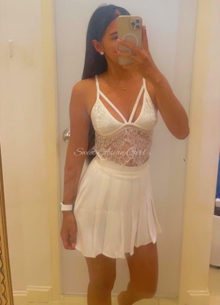 Sweet Asian Girl profile picture