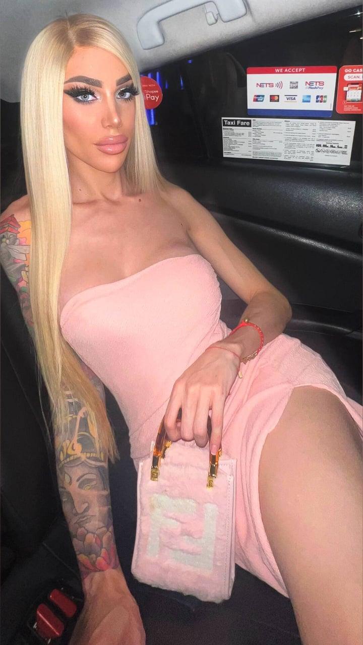 Mistress Barbie Spanish 😈 profile picture