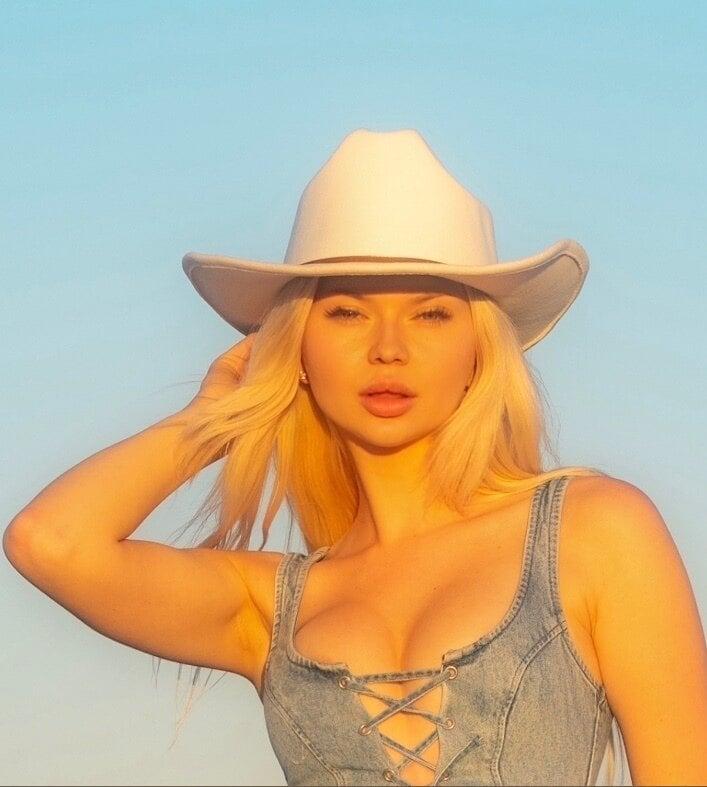 Beaux Peeps 🤍 #1 Certified C*m Collector profile picture