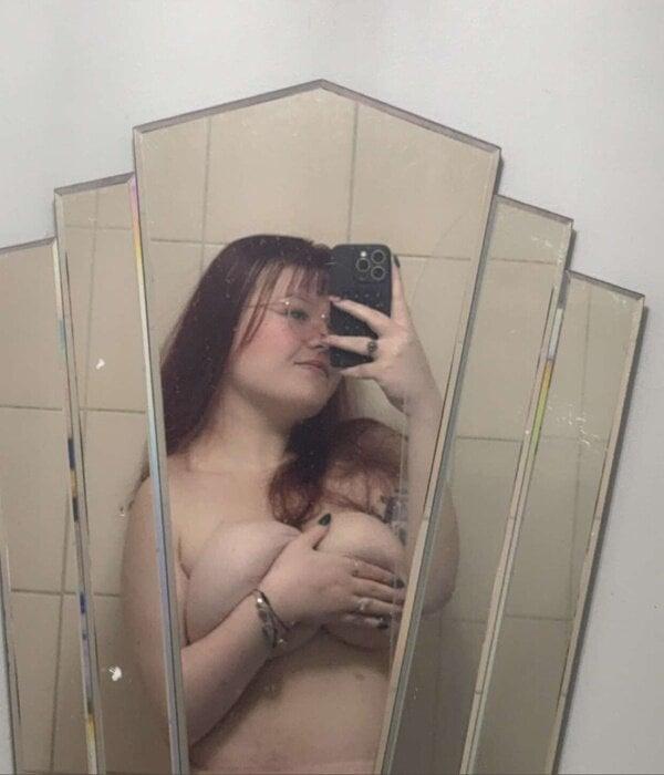 Beccii23 profile picture