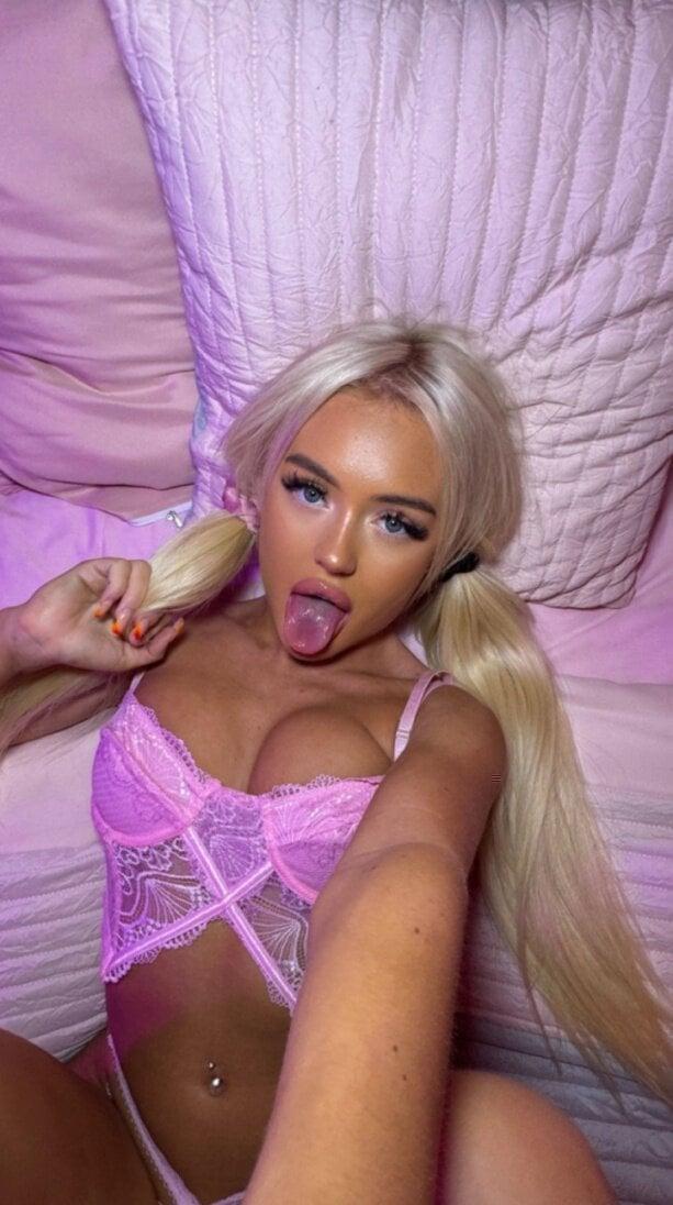 Belle’s VIP | petite irish girl☘️ profile picture