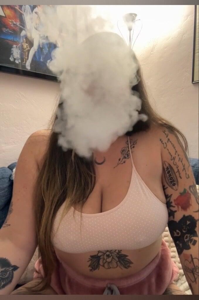 🌸big natural stoner🌸 profile picture