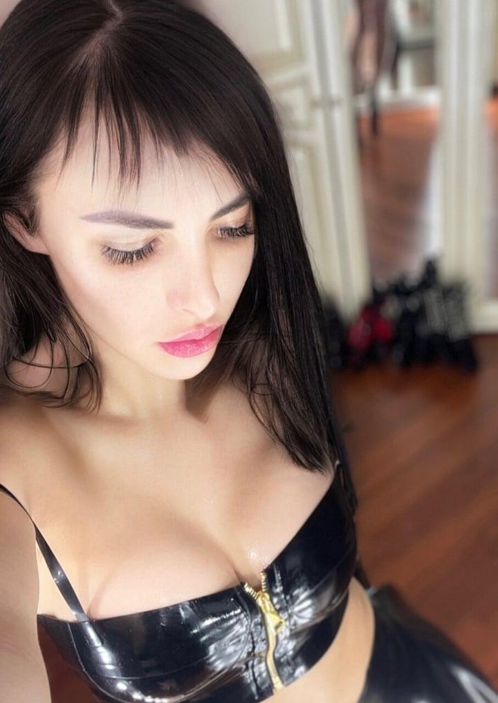 Blackfoxlily profile picture