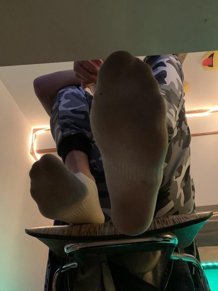 Boyfeetsoxtrample profile picture