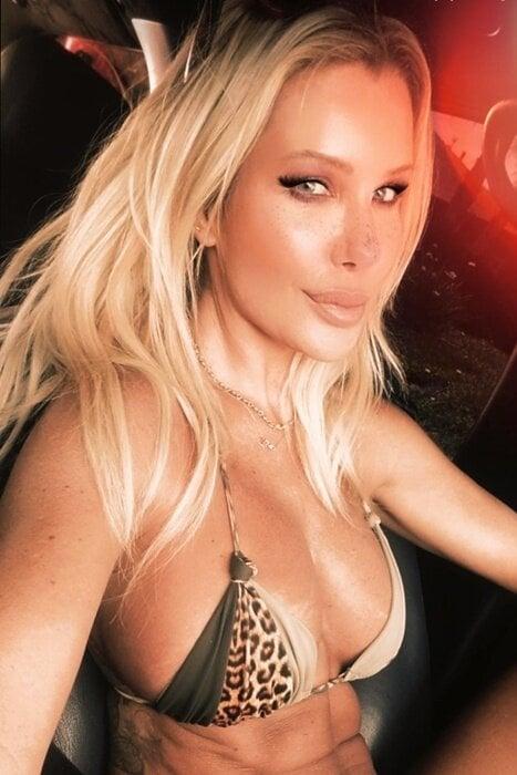 Charisbofficial profile picture