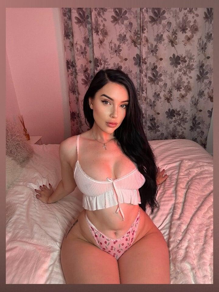 Charlotterose20 profile picture