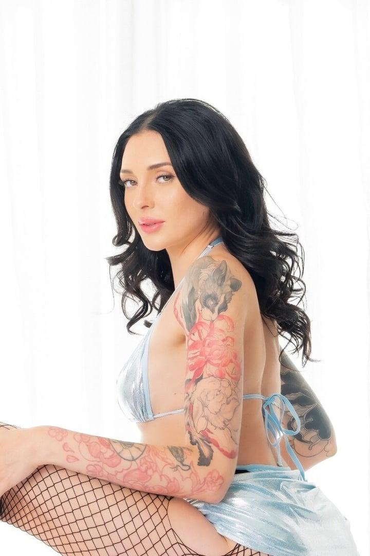 Charlotte Sins profile picture