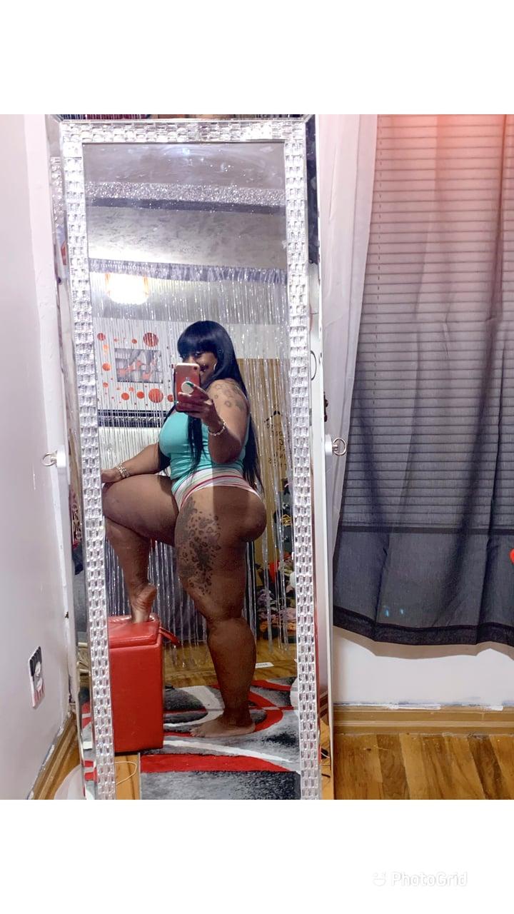 chelesosothickwitit profile picture