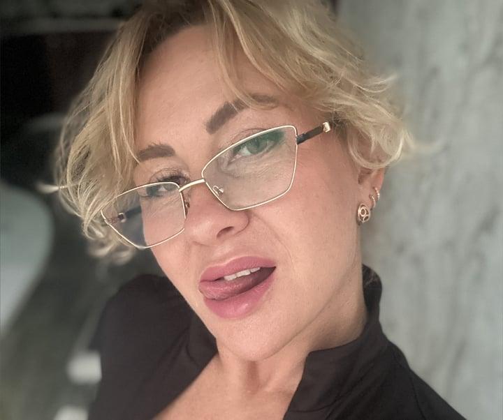 Mia profile picture