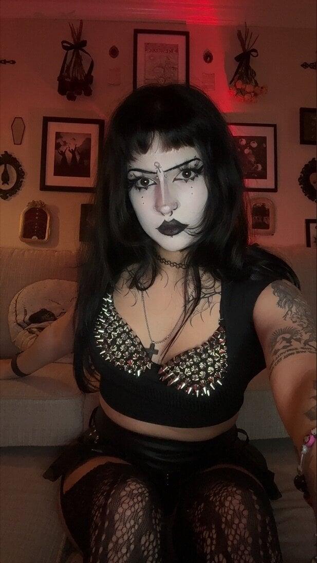 𝓜𝓪𝓻𝔂 𝓠𝓽🥧🌈✨ profile picture