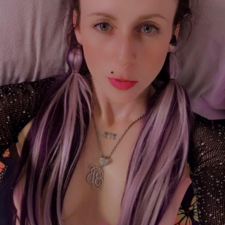 Deeplily profile picture