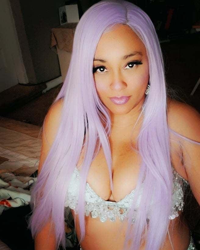 VDoll profile picture