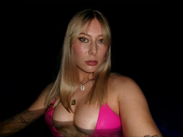 Ellarosexo profile picture