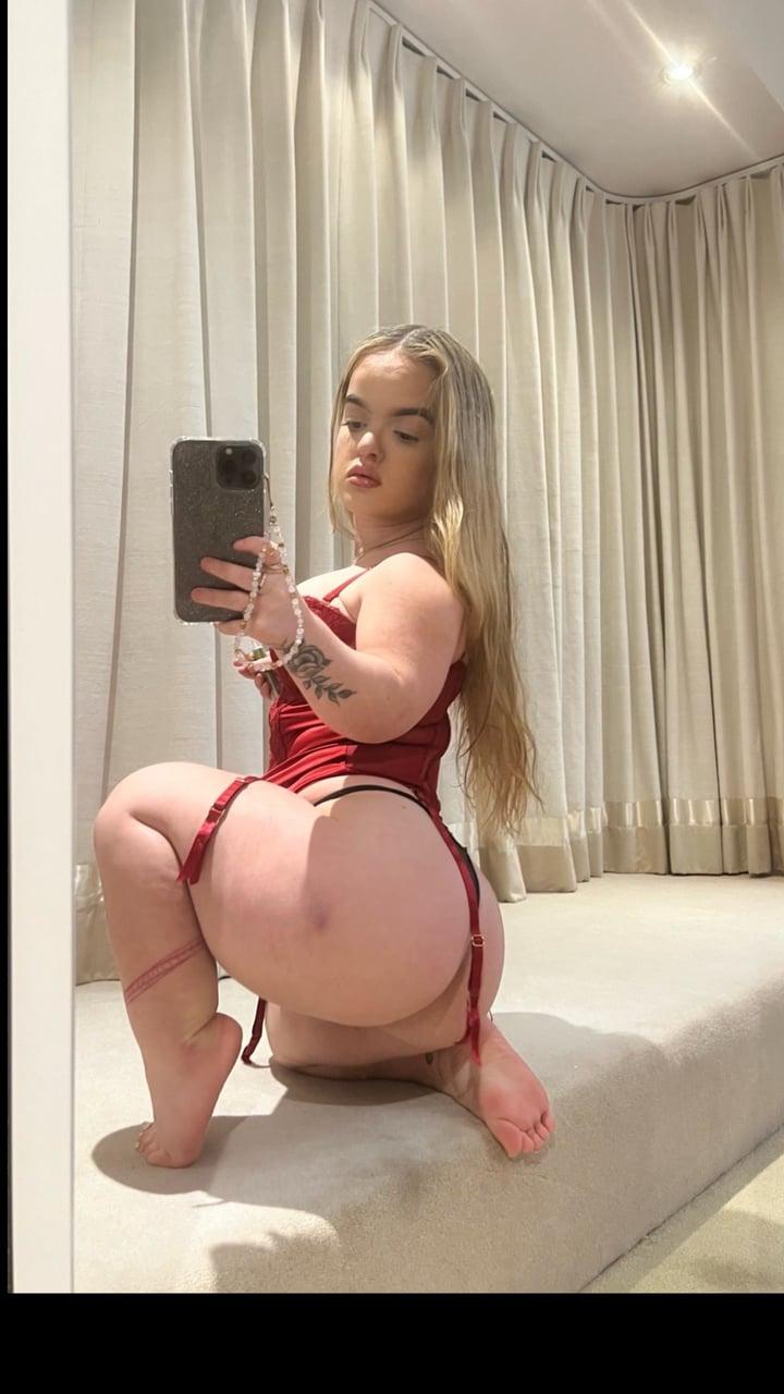 Ellie <3 profile picture