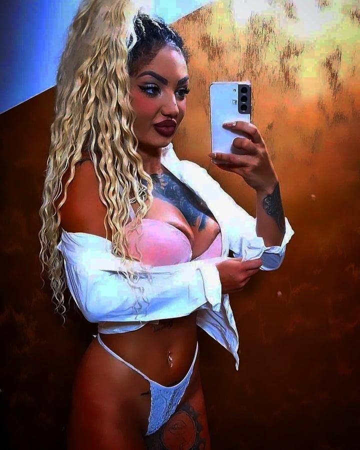 EVELINA CHIVU profile picture