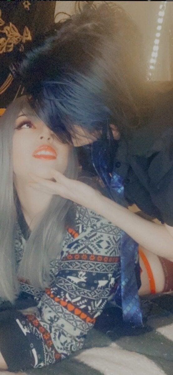 Fireydarkwolf profile picture