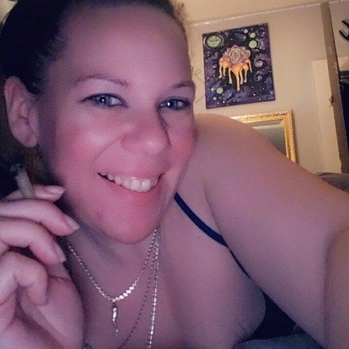 Funsizedbrat23 profile picture