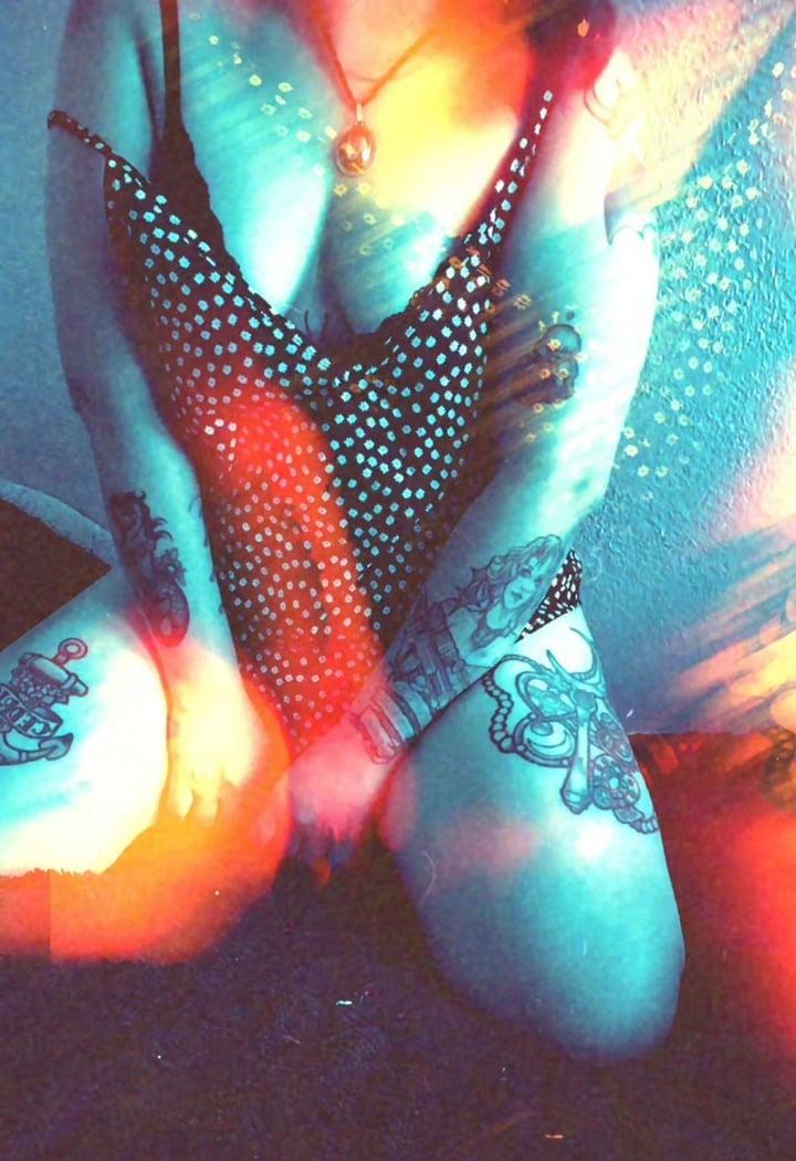 glitter jellyfish profile picture