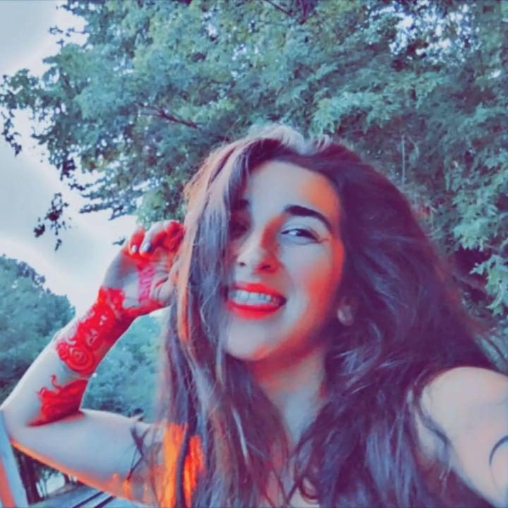 Iris2323 profile picture