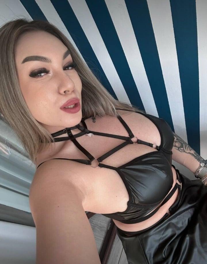 Ivy Lovell profile picture