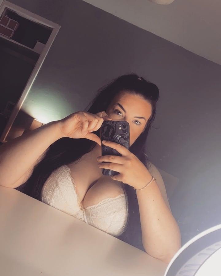 Ivy_may profile picture
