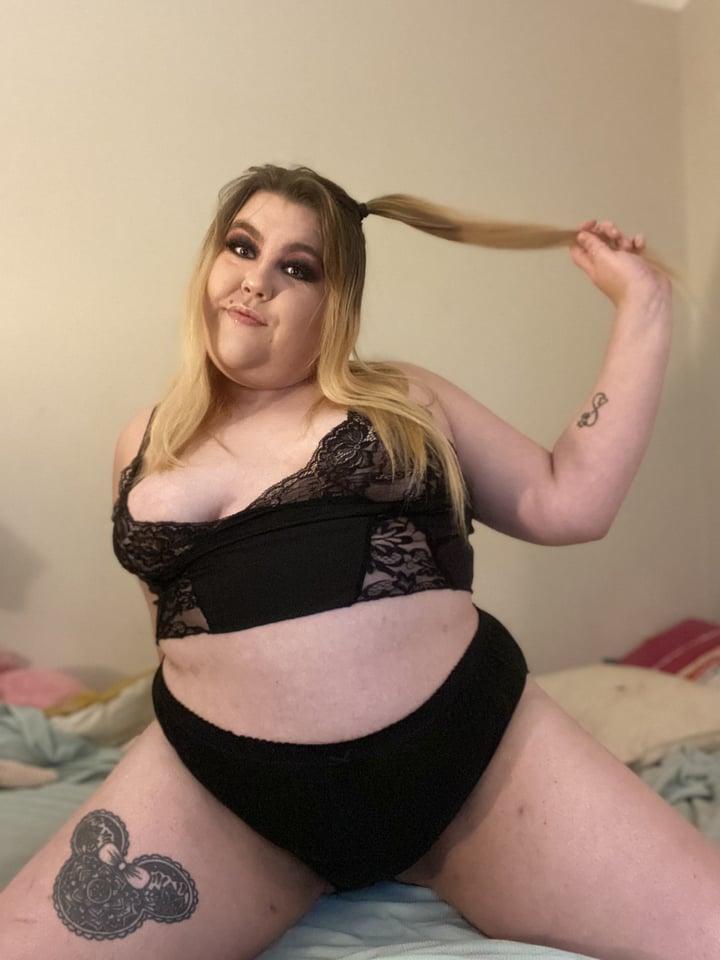 Chubby Cherry 🍒 profile picture