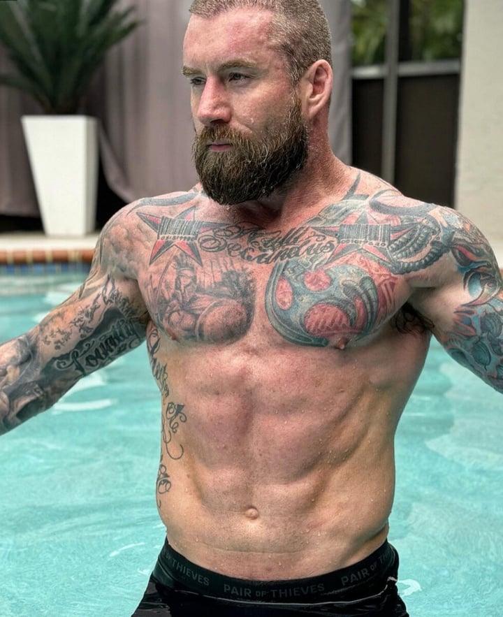 Jhop01 profile picture