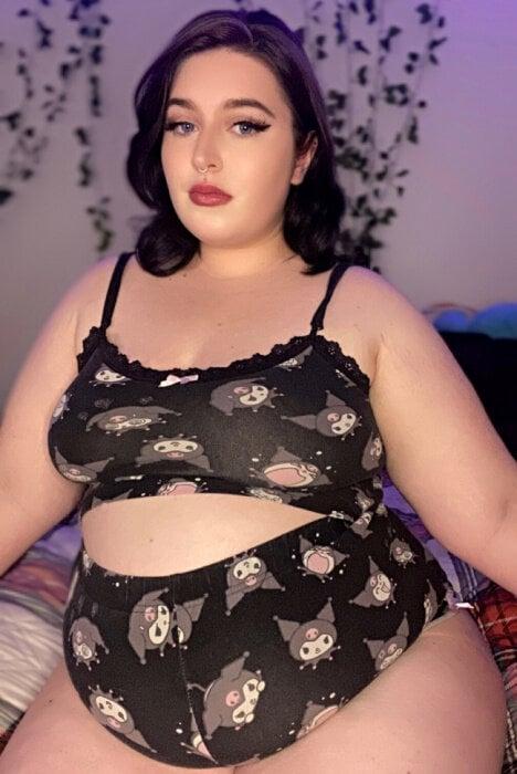 Josiejane93 profile picture
