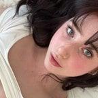 Julie Queen profile picture