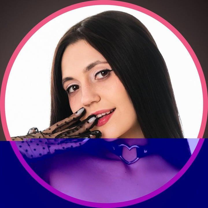 Karina profile picture