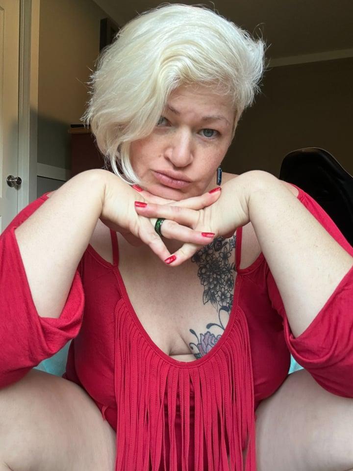 Lalababydollnsfw profile picture