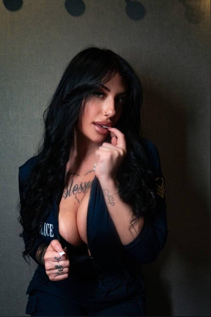 ALICELAGUARDIA profile picture