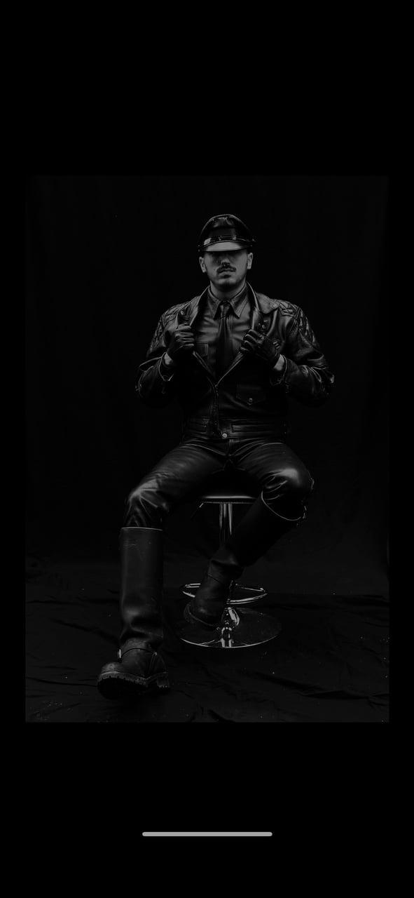 Leatherguy01 profile picture