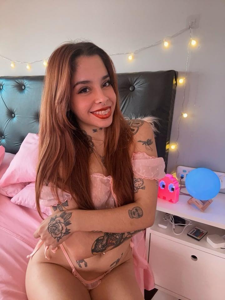Lisalilhoefree profile picture