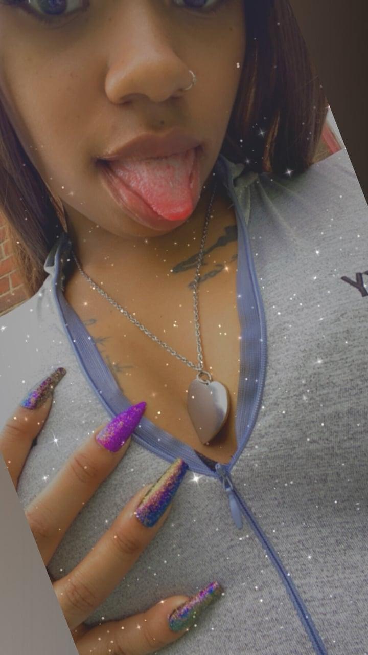 Lolamariee96 profile picture
