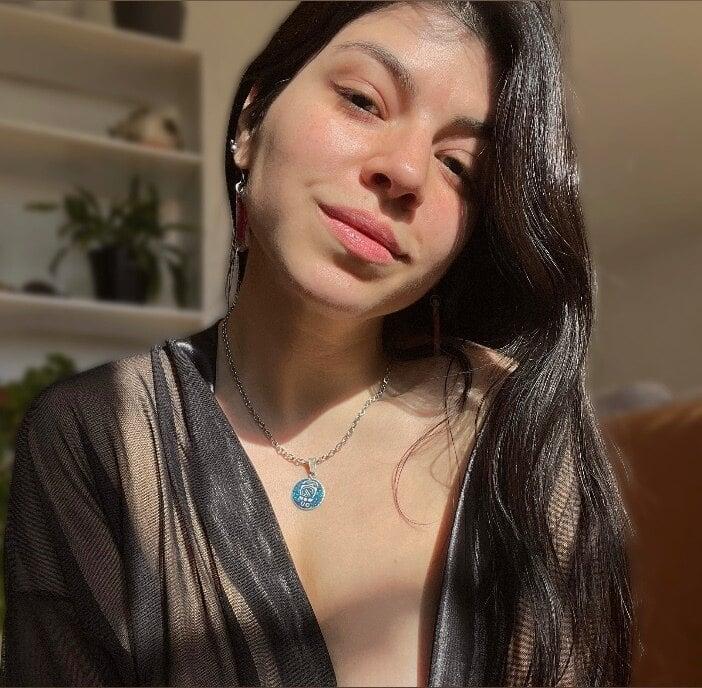 Shirley Bomb 🍒 FREE PAGE profile picture