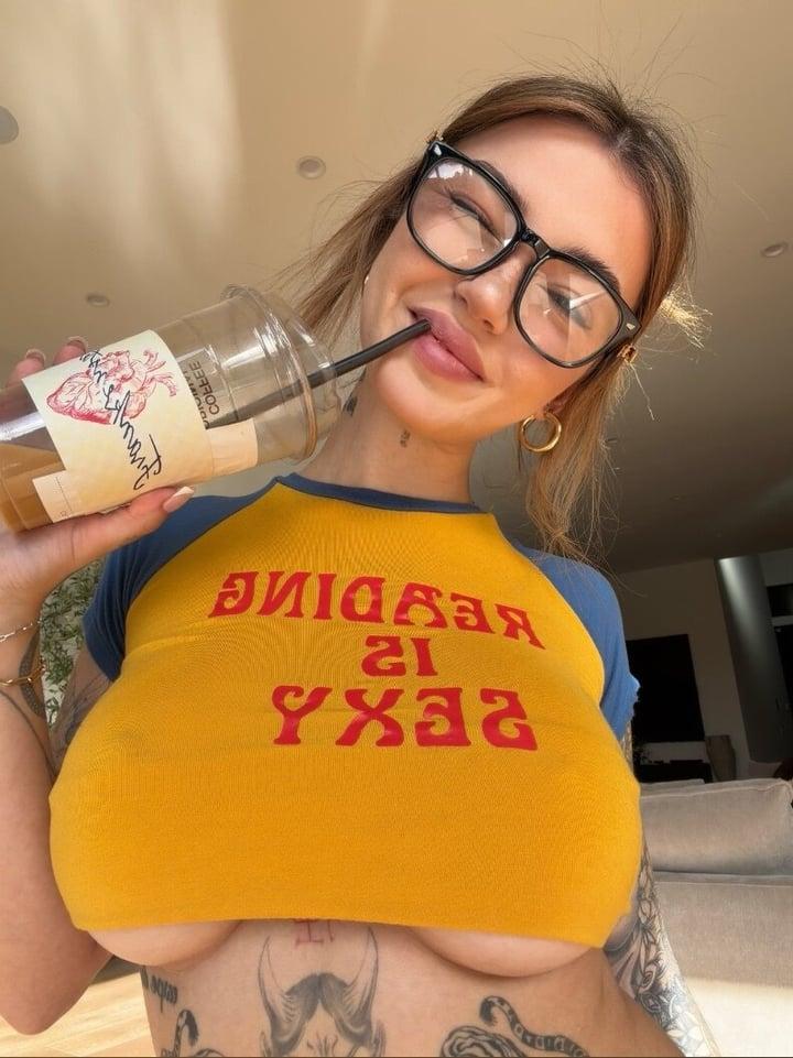 LUNA ELLIE🌙♡‧₊˚ profile picture