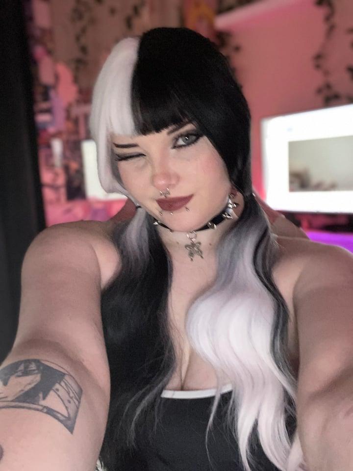 ʟʏʀᴀ ꜱᴋʏ ✩₊˚.⋆☾⋆⁺₊✧ profile picture